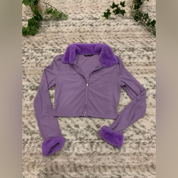 Shein crop top - Picture 1 of 5